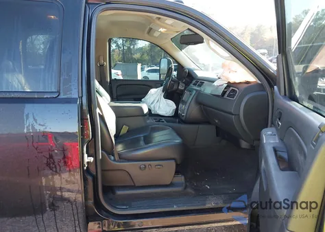 2014 Chevrolet Silverado 2500Hd Ltz z USA, uszkodzony, nr VIN 1GC1KYC83EF150526